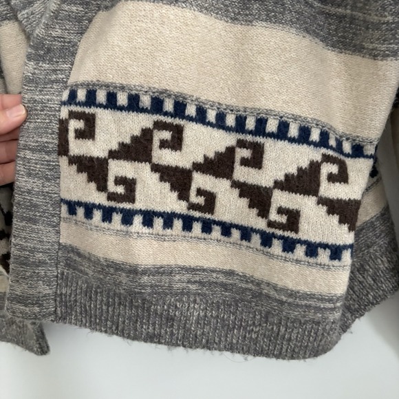 Lucky Brand Women's Boho Southwestern Aztec Shawl Collar Knit Cardigan SzXL - Picture 9 of 10